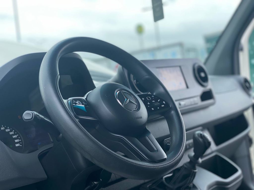 Mercedes-Benz Sprinter 2019 ГІДРОБОРТ + ДВЕРІ