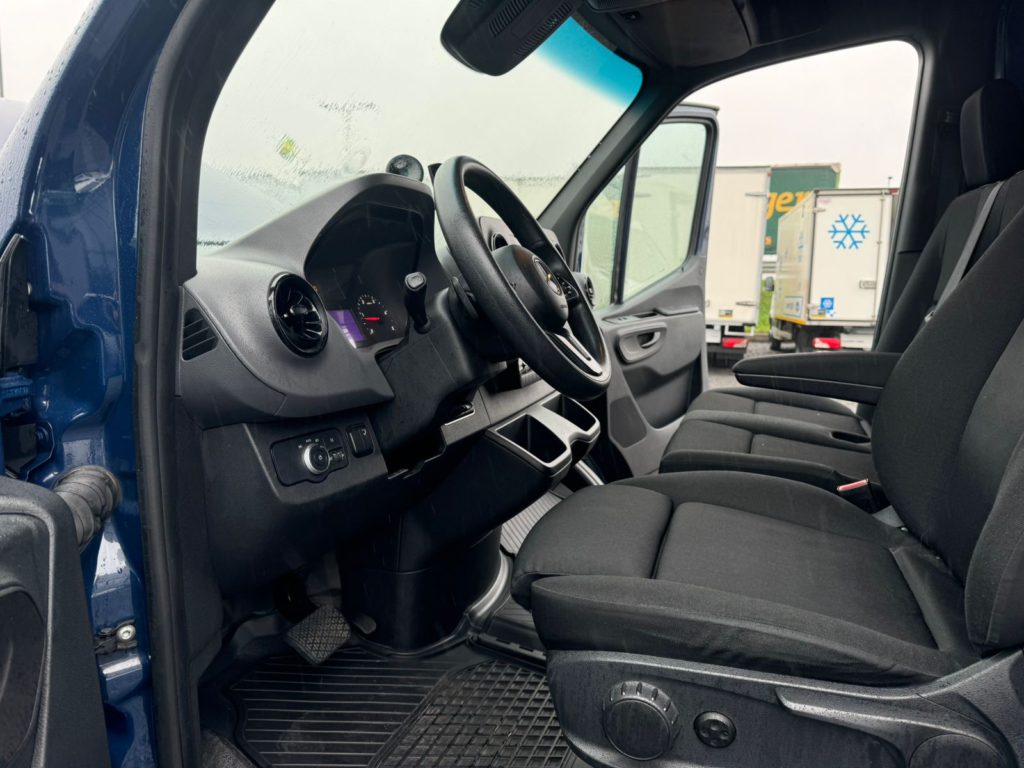 Mercedes Benz Sprinter 2020