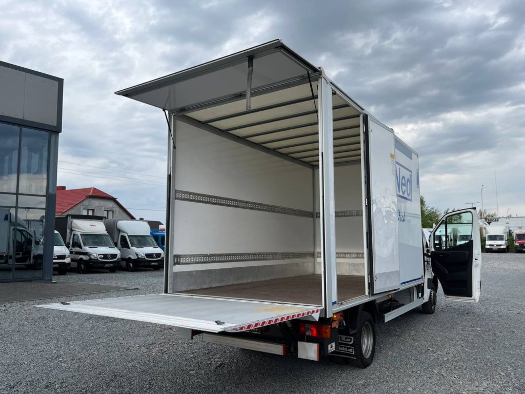 Mercedes Benz Sprinter 2020