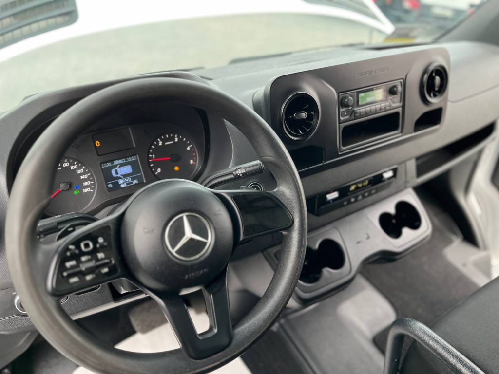 Mercedes Benz Sprinter 2020