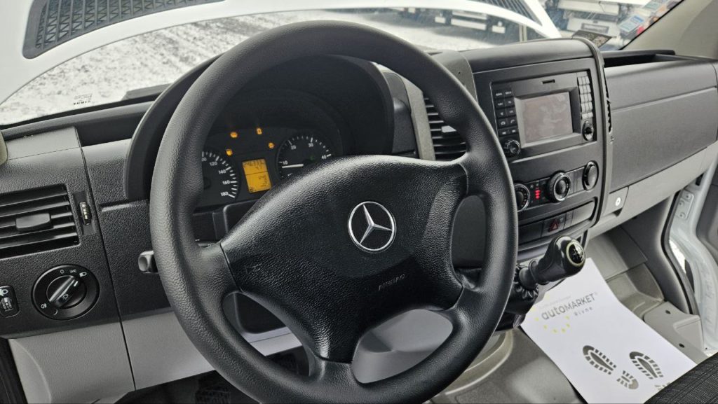 Mercedes Benz Sprinter 2014