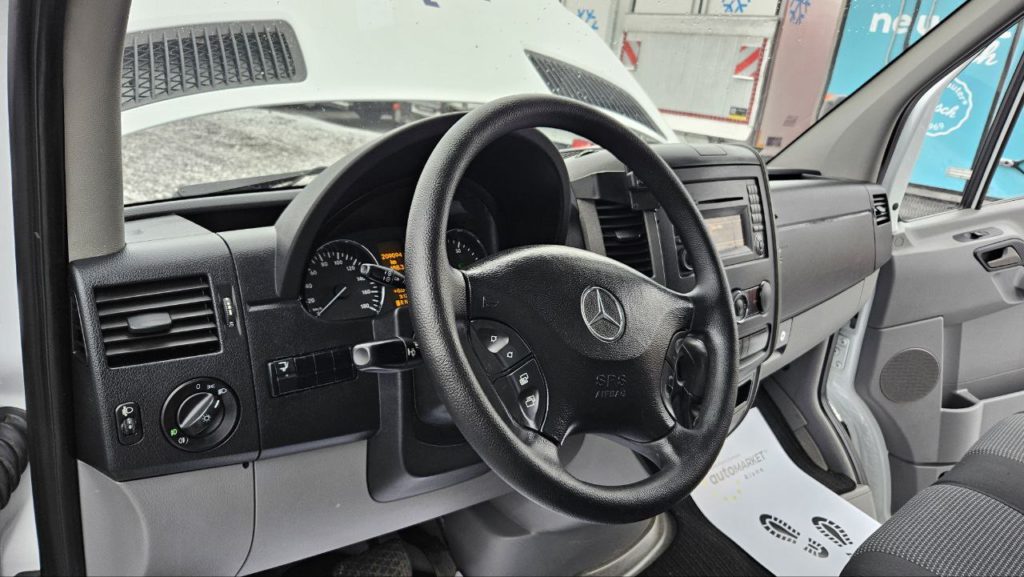 Mercedes Benz Sprinter 2014