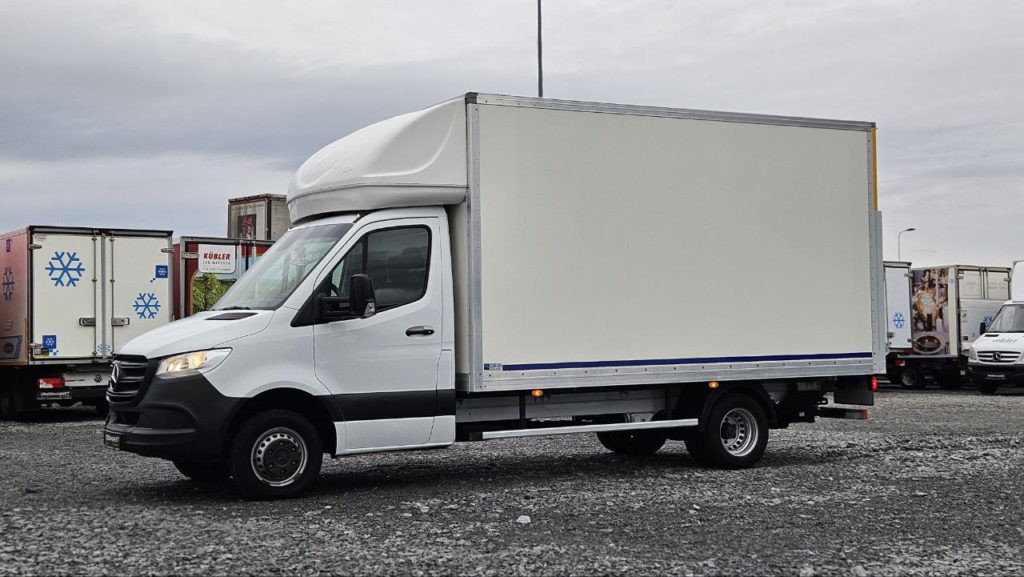 Mercedes Benz Sprinter 516  2021