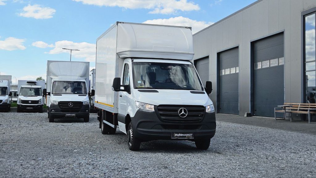 Mercedes Benz Sprinter 2021