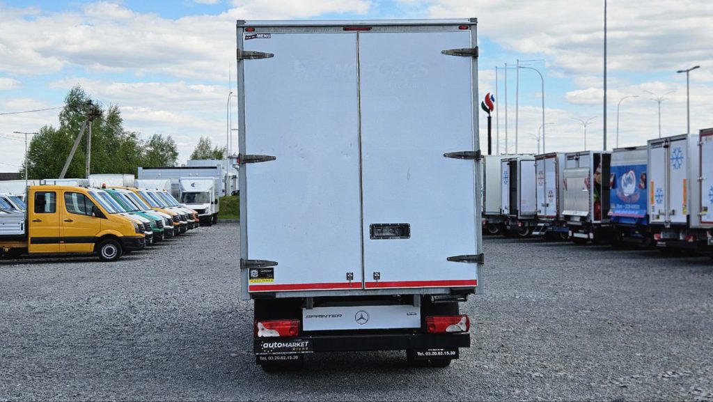 Mercedes Benz Sprinter 2021