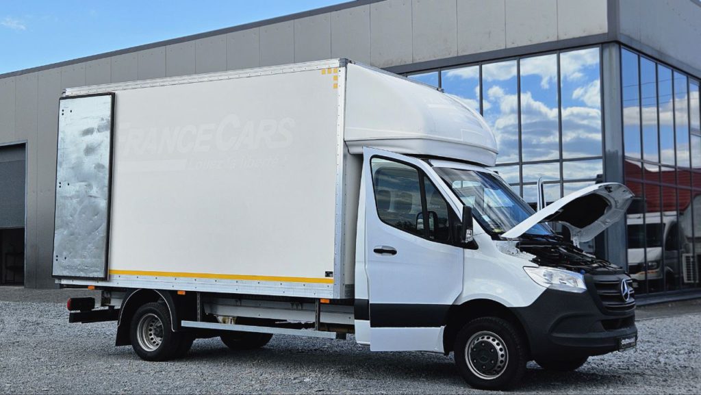 Mercedes Benz Sprinter 2021
