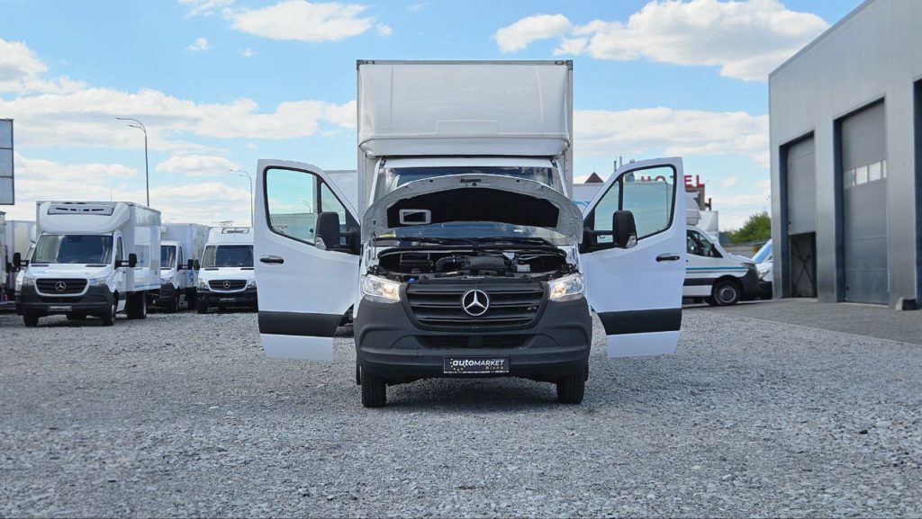 Mercedes Benz Sprinter 2021