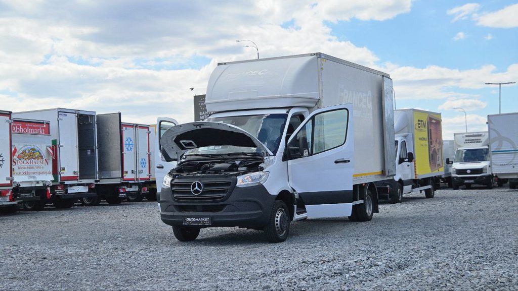 Mercedes Benz Sprinter 2021