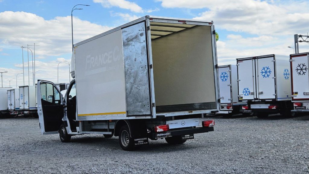Mercedes Benz Sprinter 2021