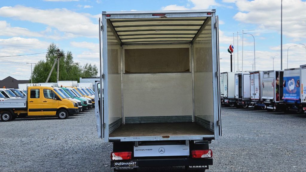 Mercedes Benz Sprinter 2021