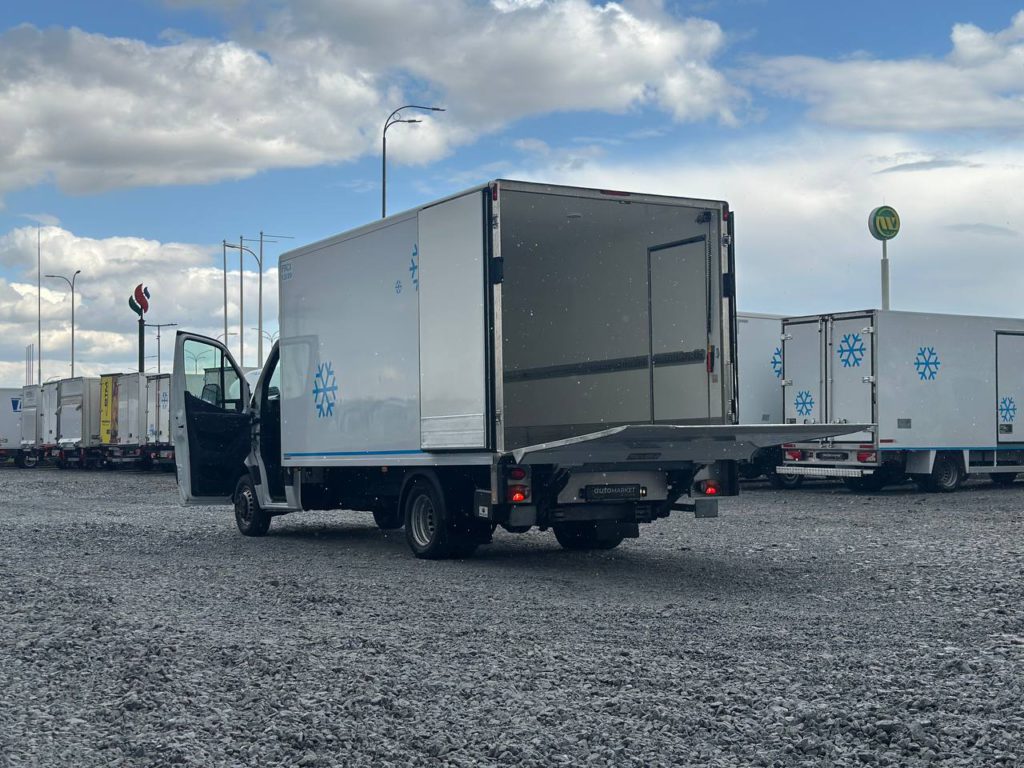 Mercedes Benz Sprinter 2020