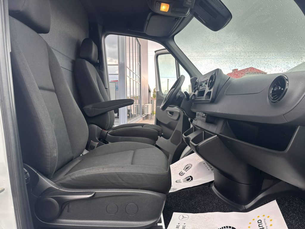 Mercedes Benz Sprinter 2020