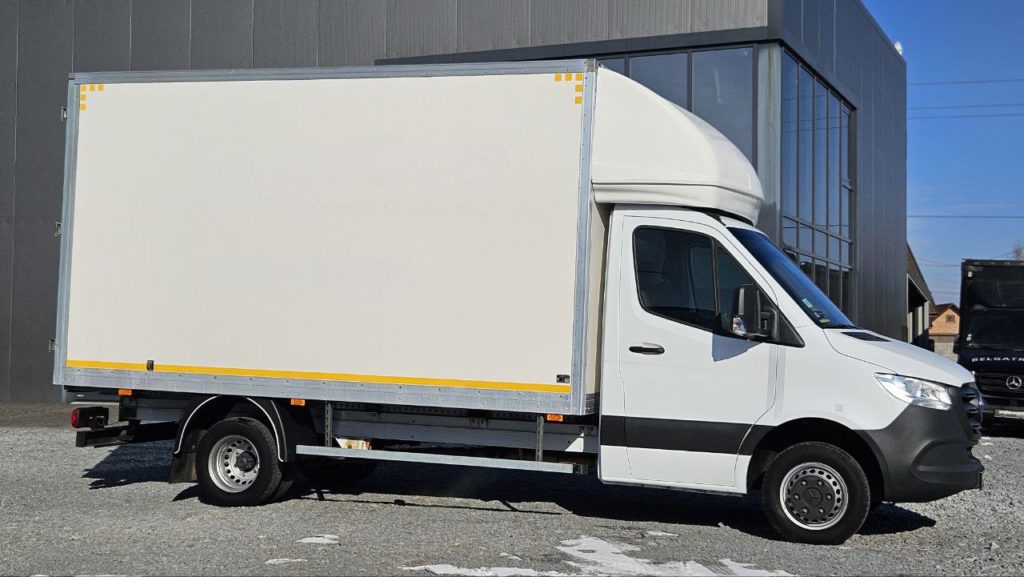 Mercedes Benz Sprinter 2021