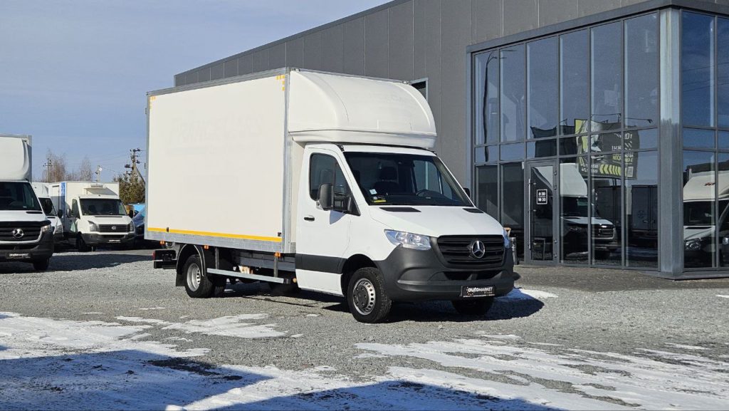 Mercedes Benz Sprinter 2021