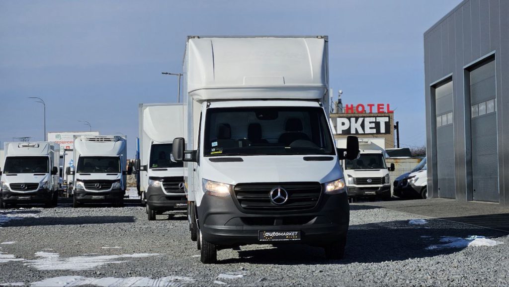 Mercedes Benz Sprinter 2021