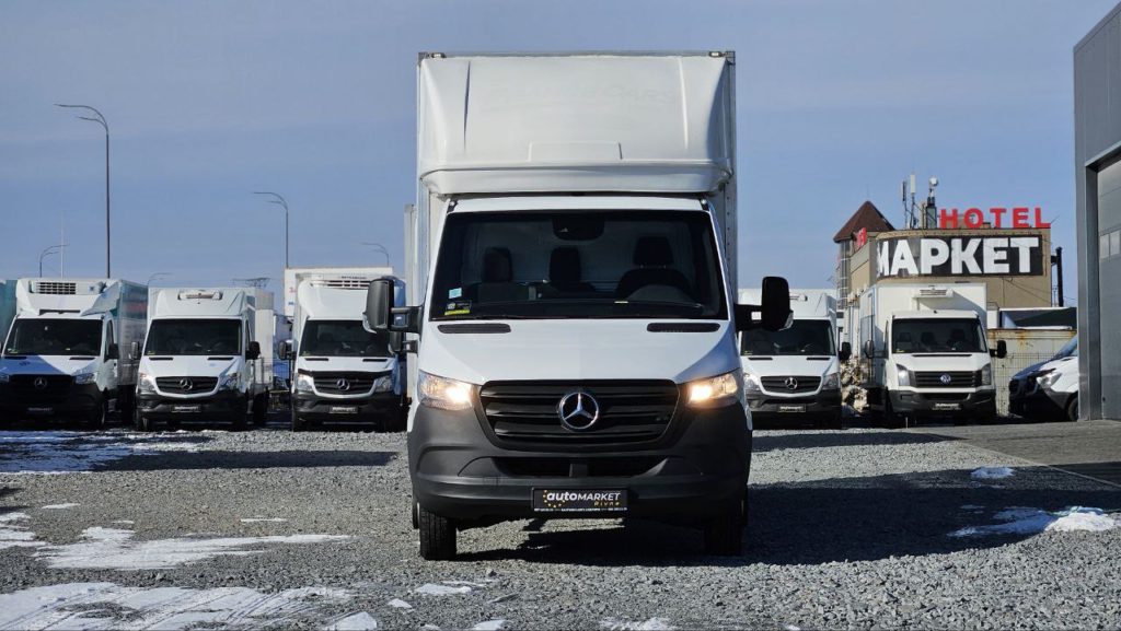 Mercedes Benz Sprinter 2021