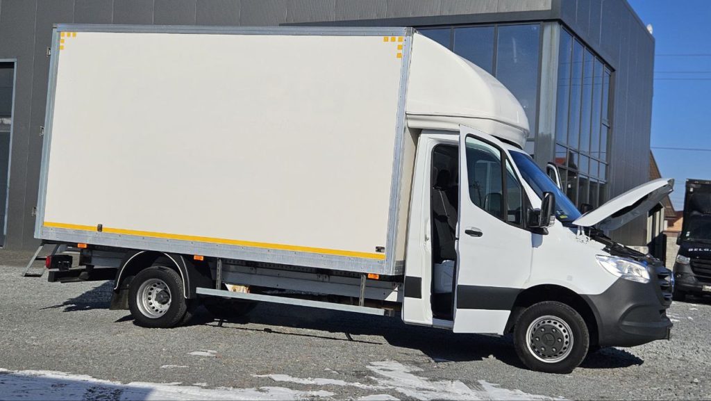 Mercedes Benz Sprinter 2021