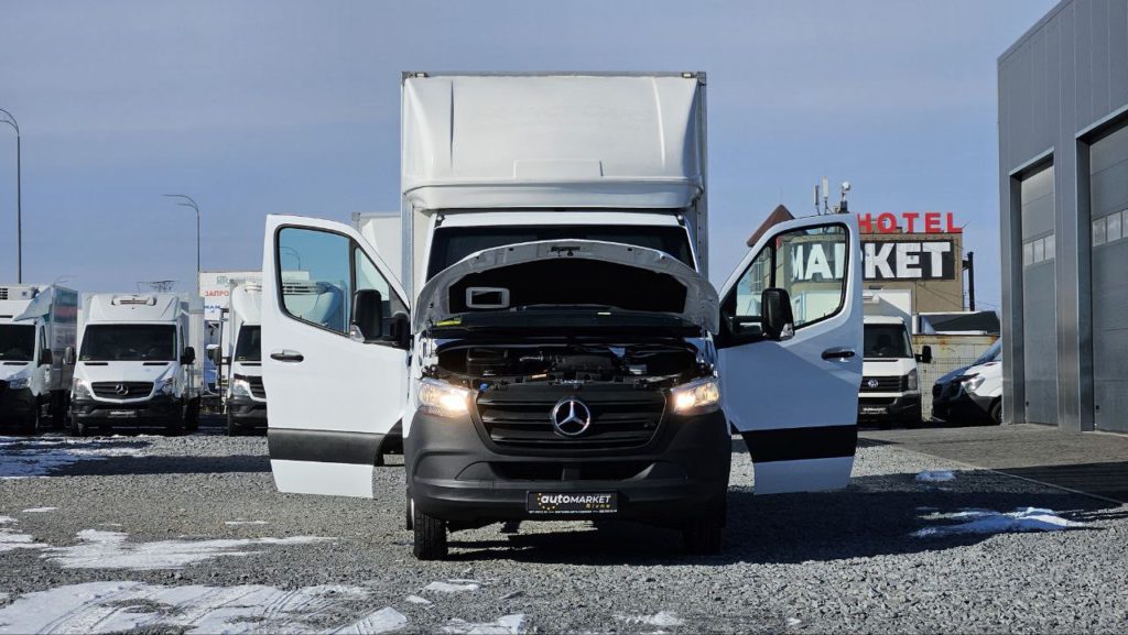 Mercedes Benz Sprinter 2021
