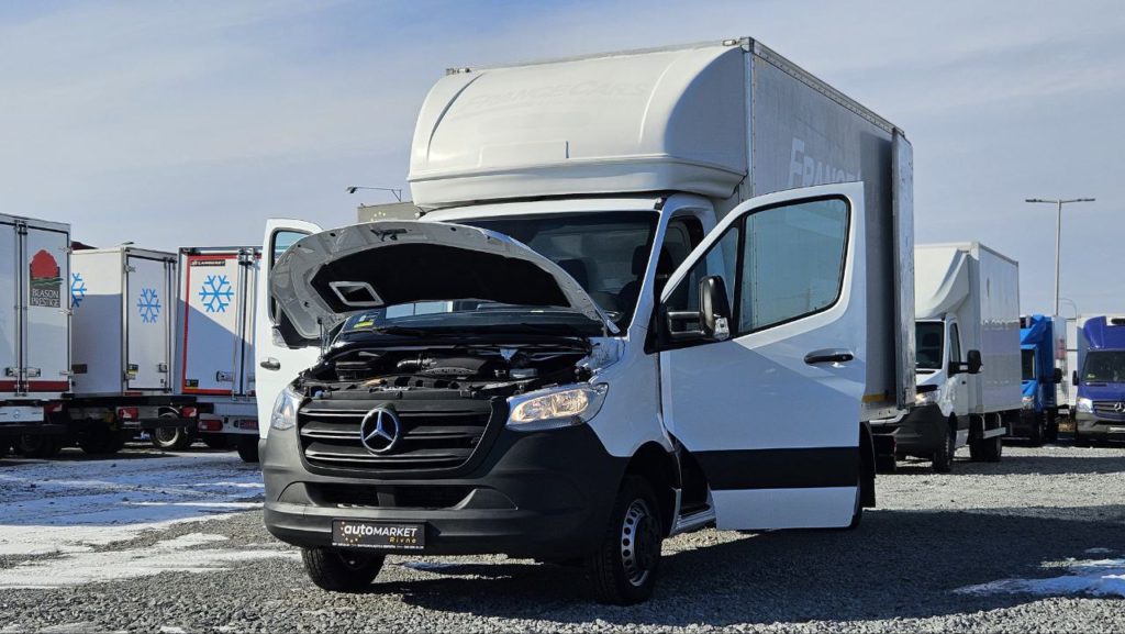 Mercedes Benz Sprinter 2021