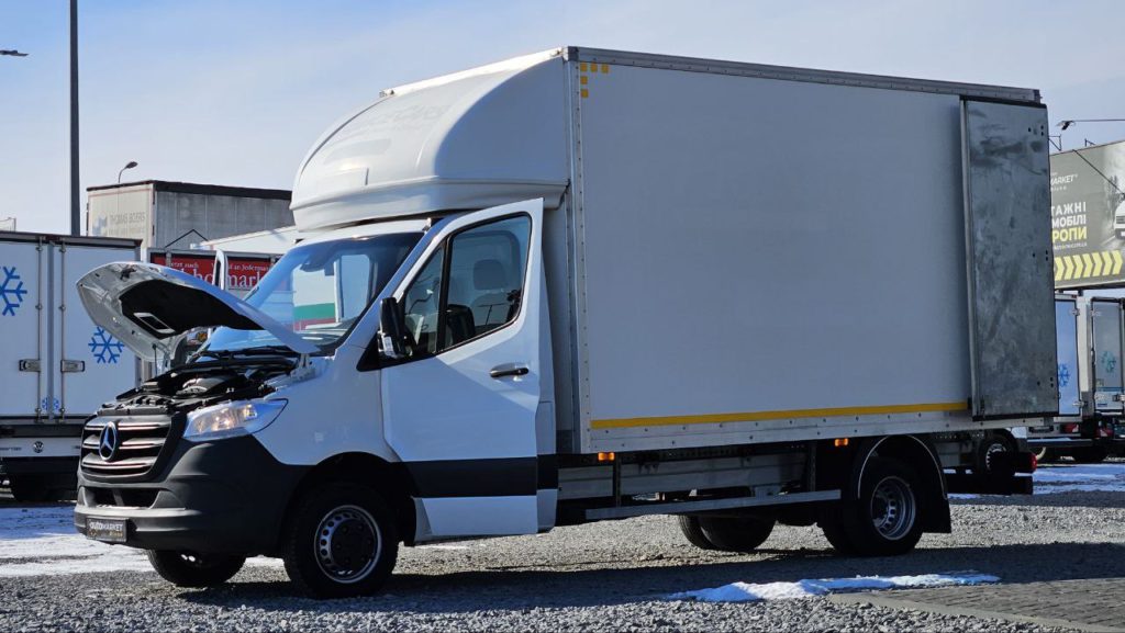Mercedes Benz Sprinter 2021