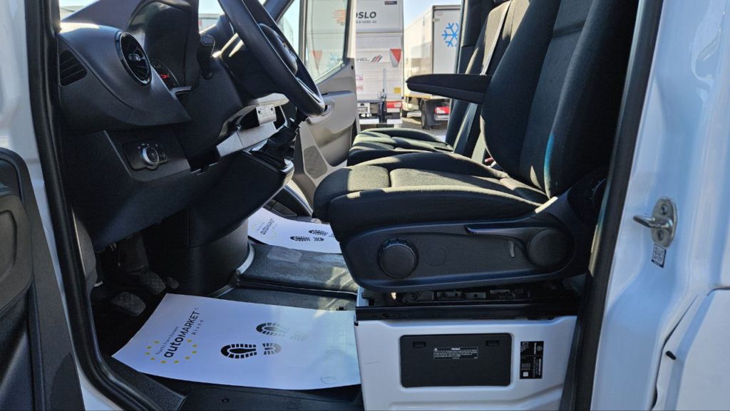 Mercedes Benz Sprinter 2021