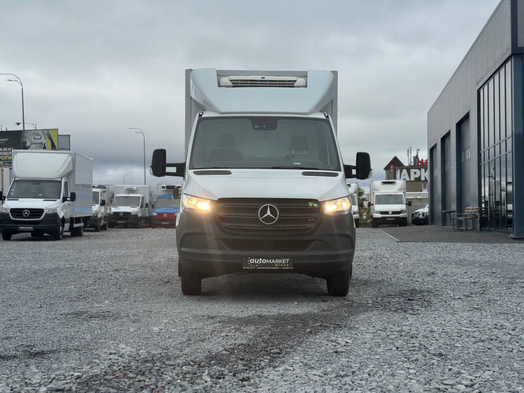 Mercedes-Benz Sprinter 2021