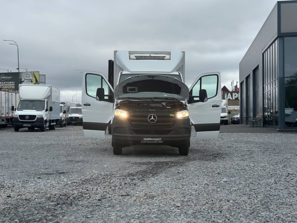Mercedes-Benz Sprinter 2021