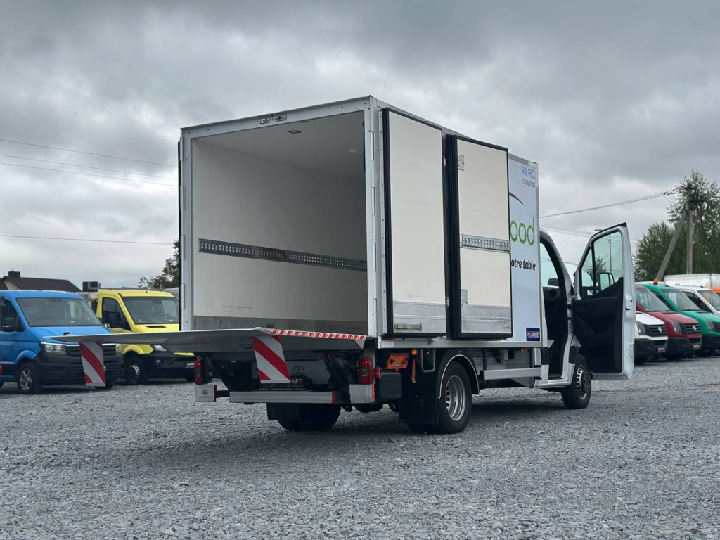 Mercedes-Benz Sprinter 2021