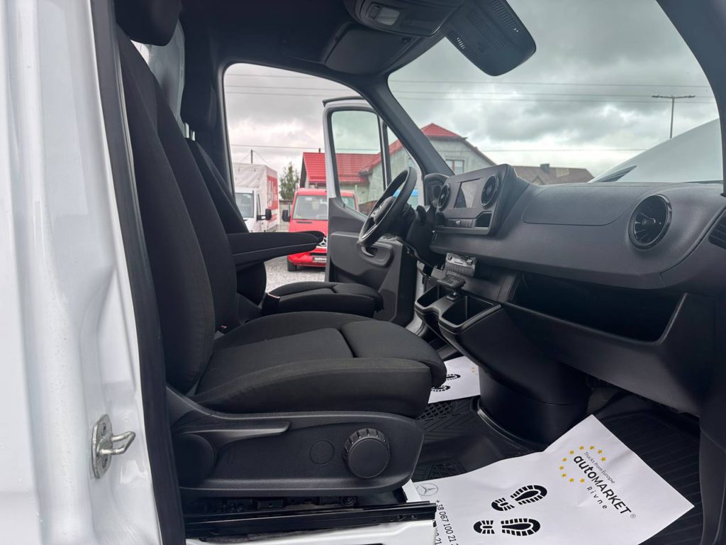Mercedes-Benz Sprinter 2021