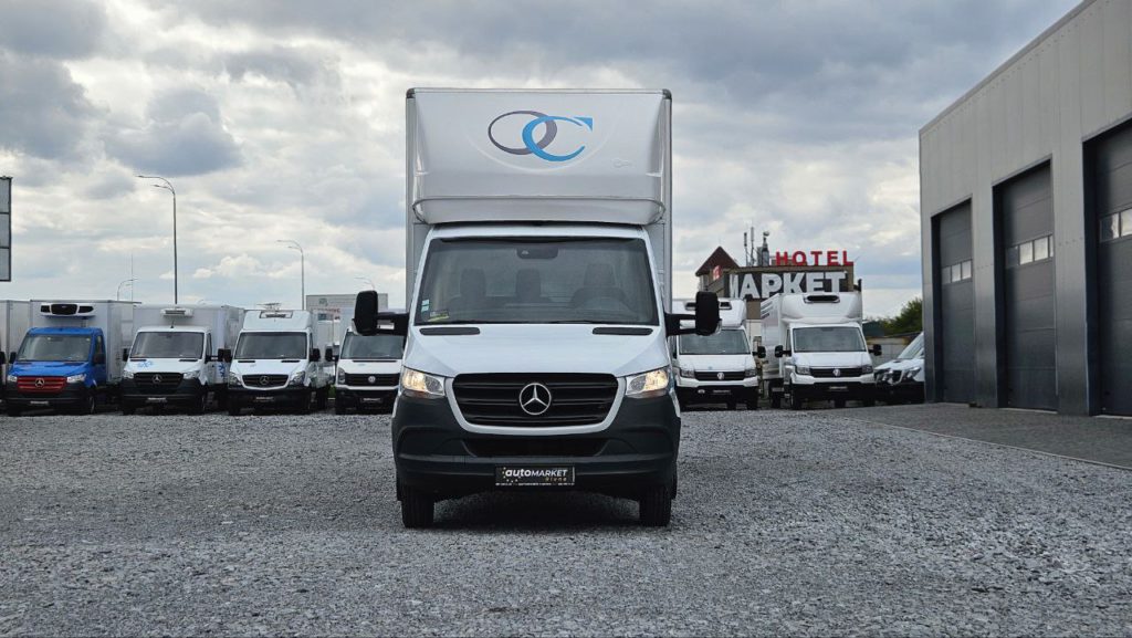 Mercedes-Benz Sprinter 2021