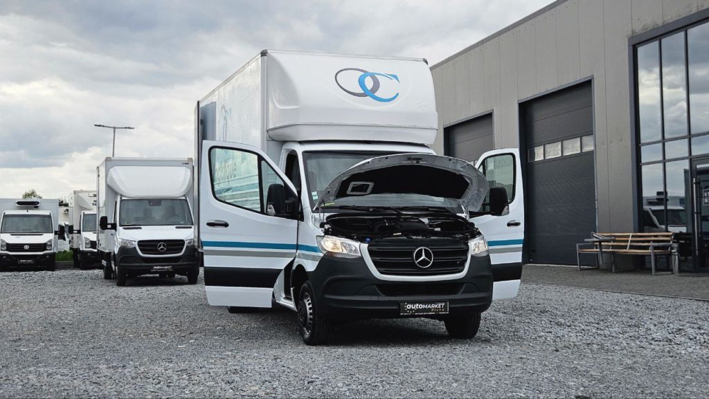 Mercedes-Benz Sprinter 2021