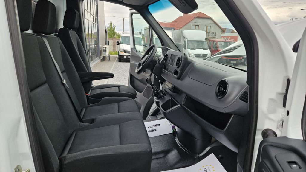 Mercedes-Benz Sprinter 2021