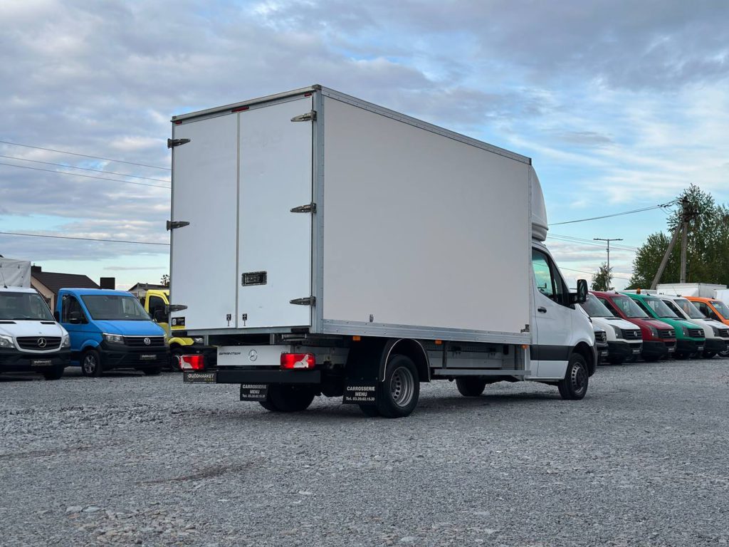Mercedes-Benz Sprinter 2021