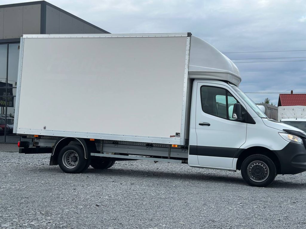 Mercedes-Benz Sprinter 2021