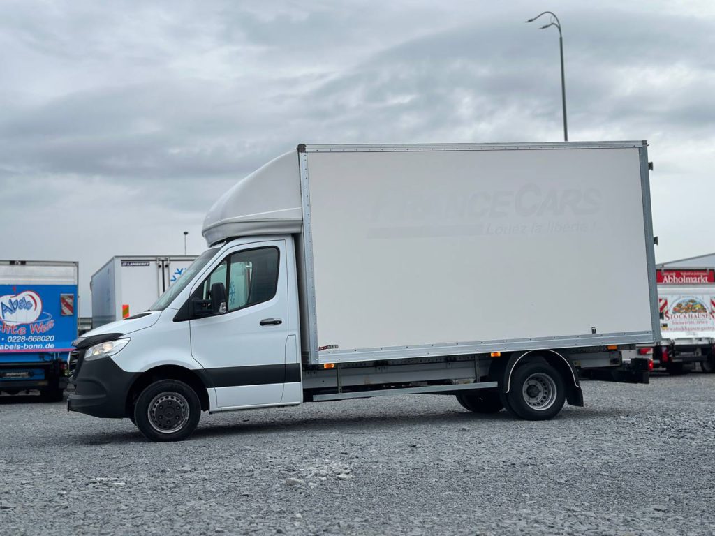 Mercedes-Benz Sprinter 2021