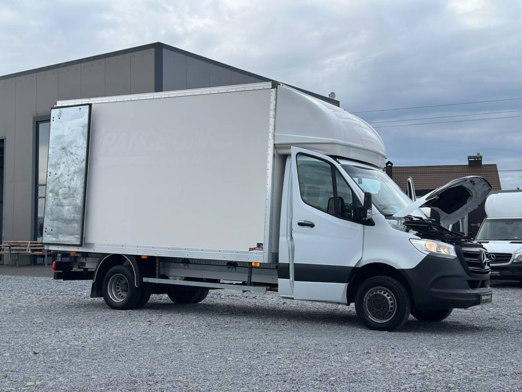 Mercedes-Benz Sprinter 2021