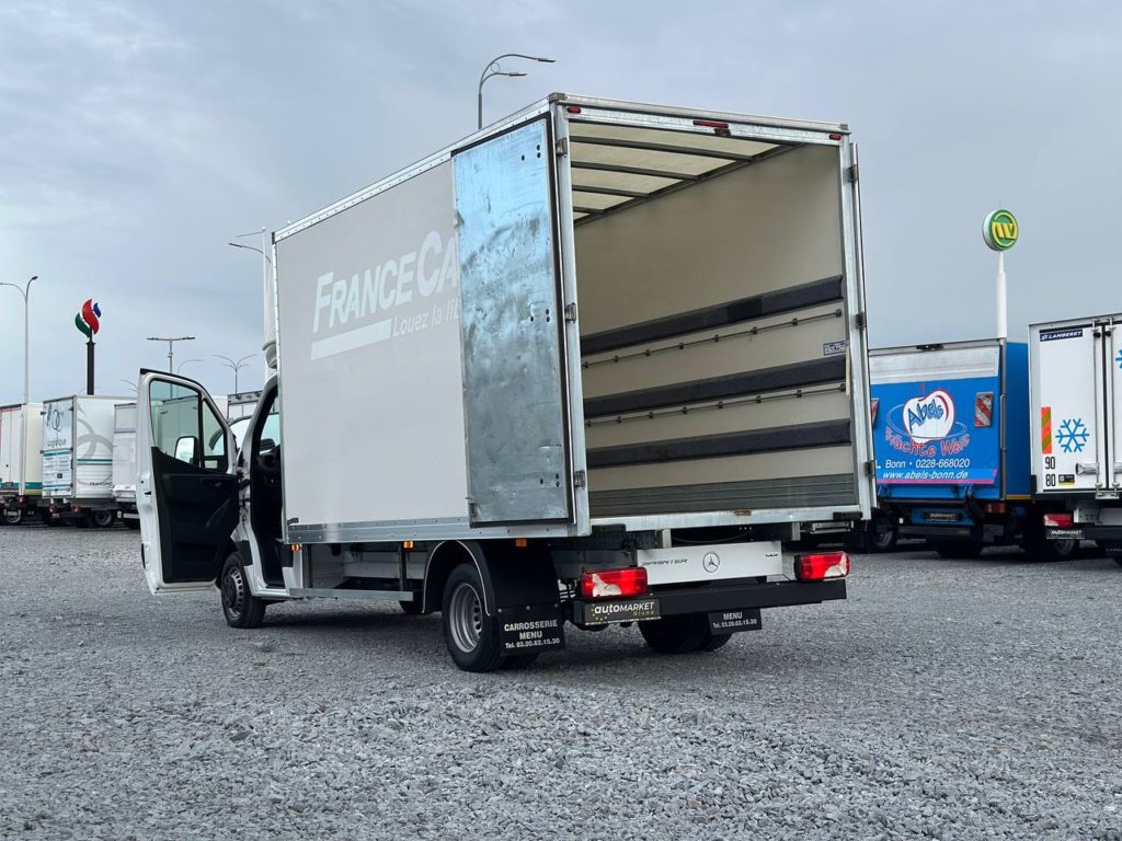 Mercedes-Benz Sprinter 2021