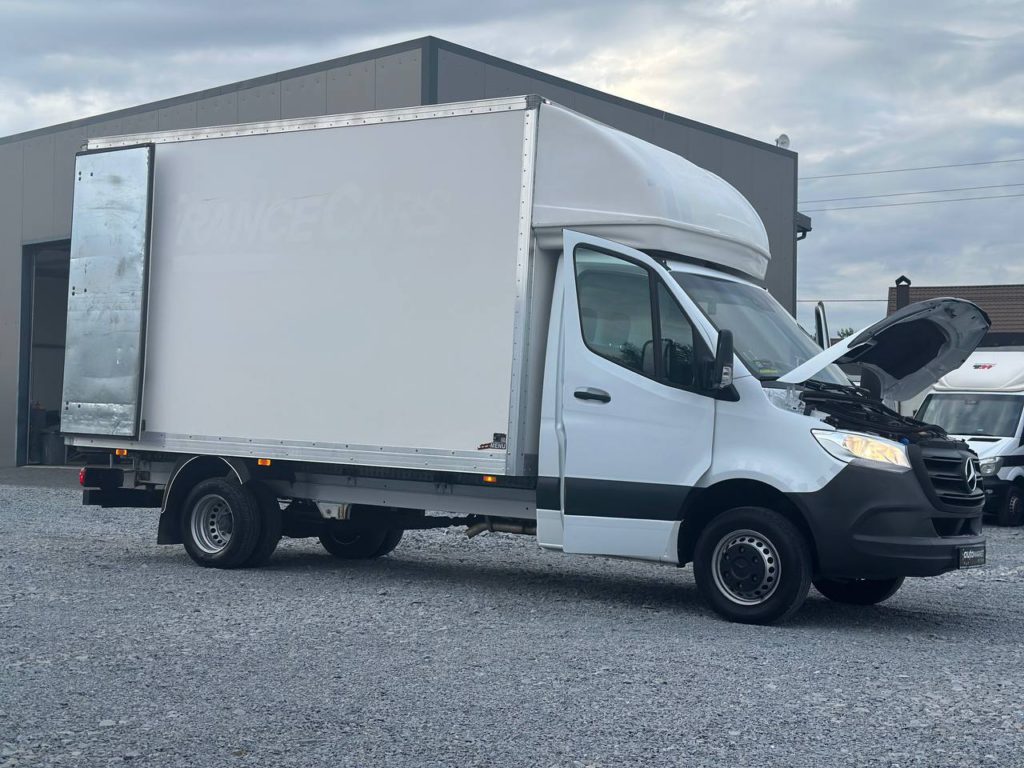 Mercedes-Benz Sprinter 2021