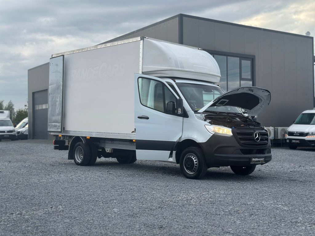 Mercedes-Benz Sprinter 2021