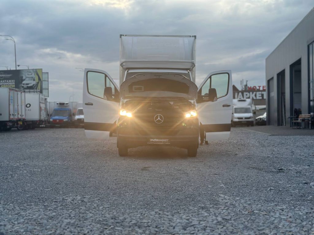 Mercedes-Benz Sprinter 2021