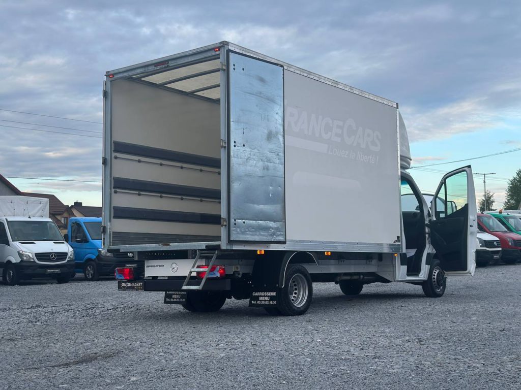Mercedes-Benz Sprinter 2021