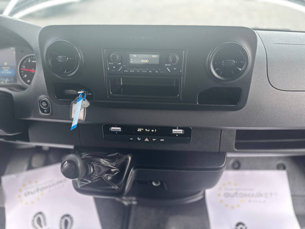 Mercedes-Benz Sprinter 2021