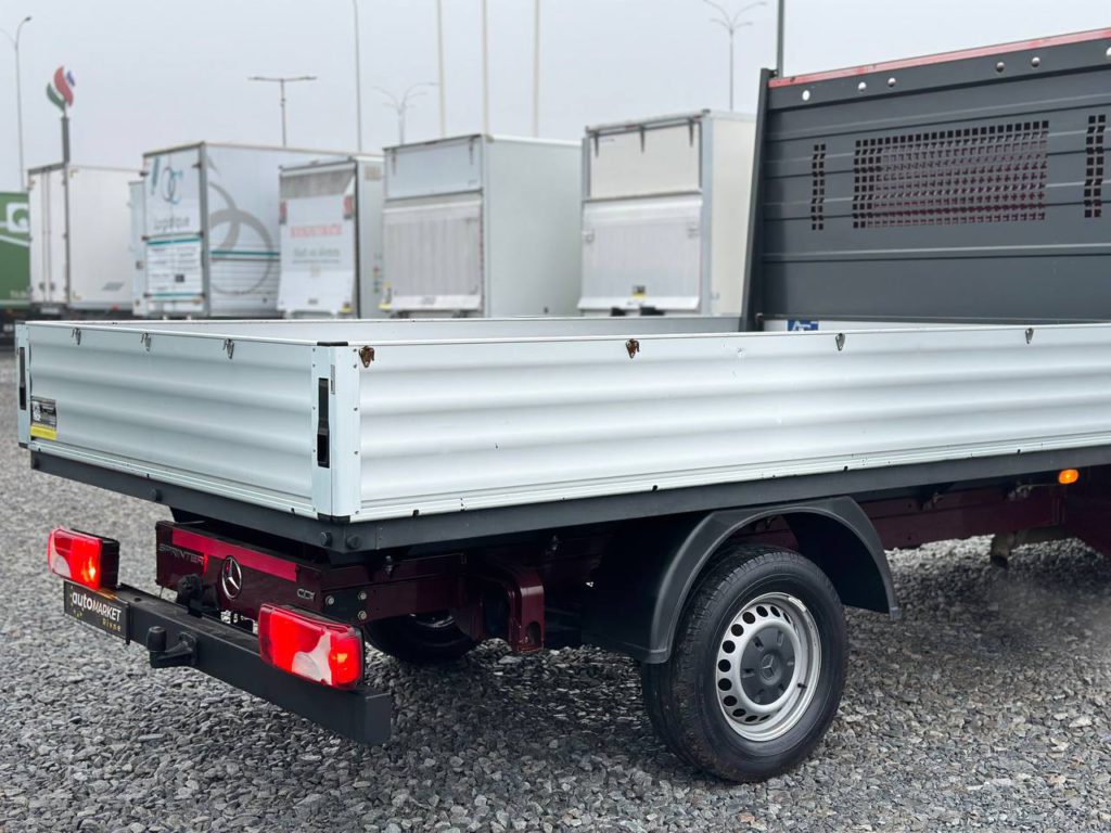 Mercedes-Benz Sprinter 2021