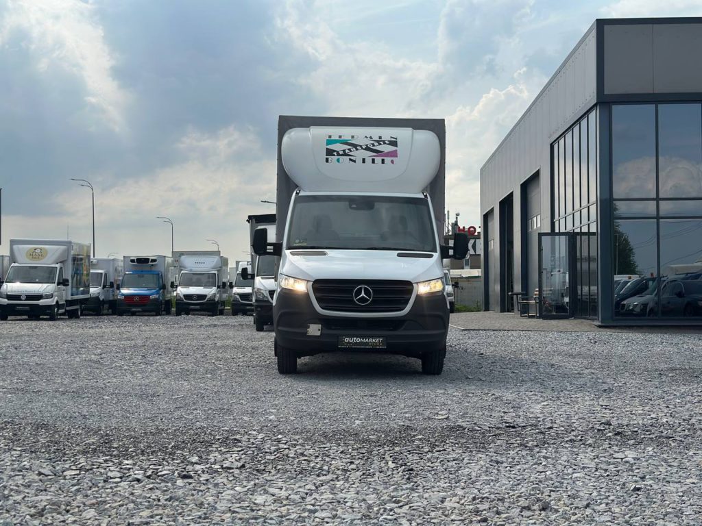Mercedes-Benz Sprinter 2021