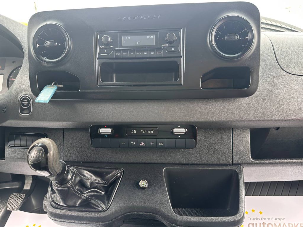 Mercedes-Benz Sprinter 2021