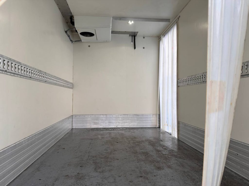 Mercedes-Benz Sprinter 2021