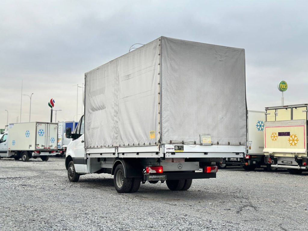 Mercedes-Benz Sprinter 2021