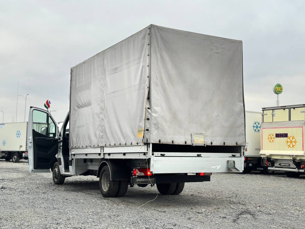 Mercedes-Benz Sprinter 2021