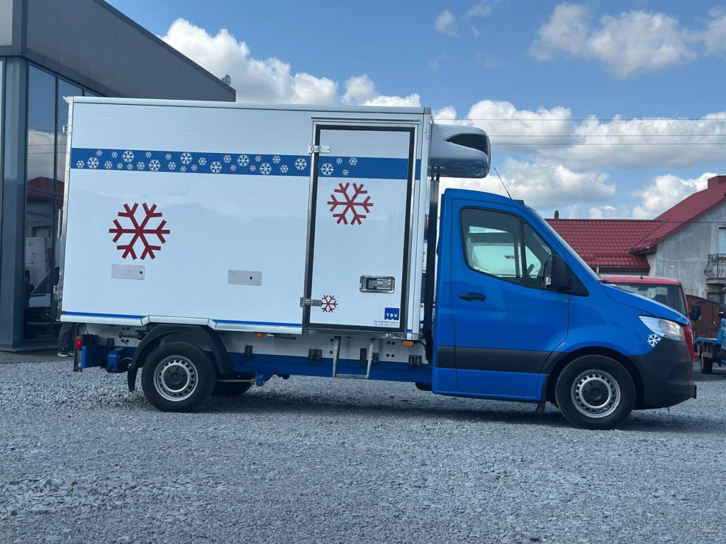 Mercedes-Benz Sprinter 2021