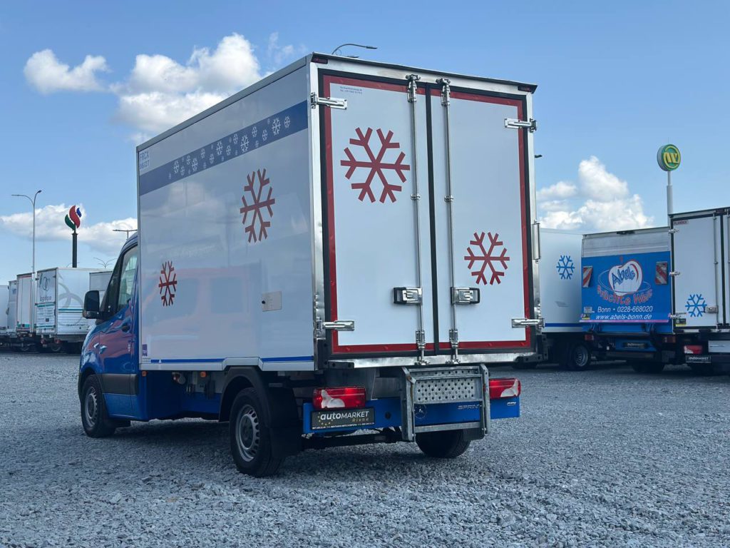 Mercedes-Benz Sprinter 2021